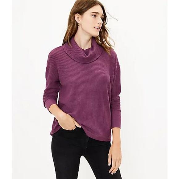 LOFT Plum Lightweight Waffle Knit Turtleneck Sweater - Size Large 🍇✨🍇 - Picture 1 of 10